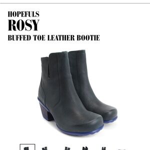 NEW John Fluevog Rosy Boots, size 5